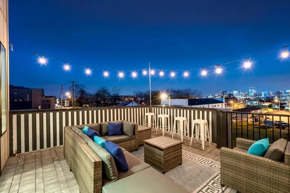Дом отдыха Вилла New Luxe 4Br 12 Beds - Roofdeck Views - Chefs Kitchen Нэшвилл США