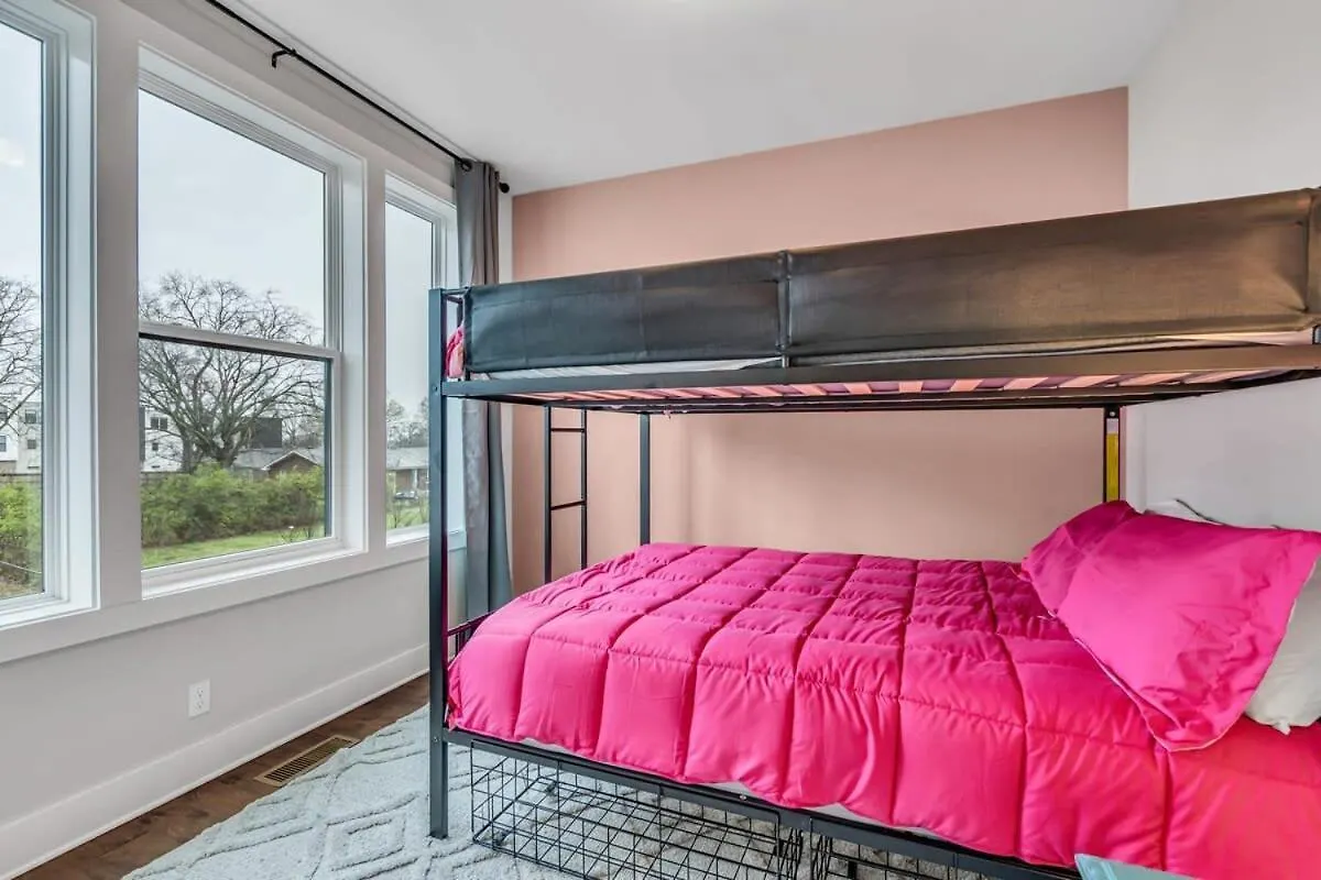 Вилла New Luxe 4Br 12 Beds - Roofdeck Views - Chefs Kitchen Нэшвилл 0*,  США
